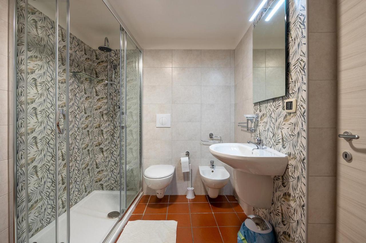 Appartamento Standard Massafra Luaran gambar
